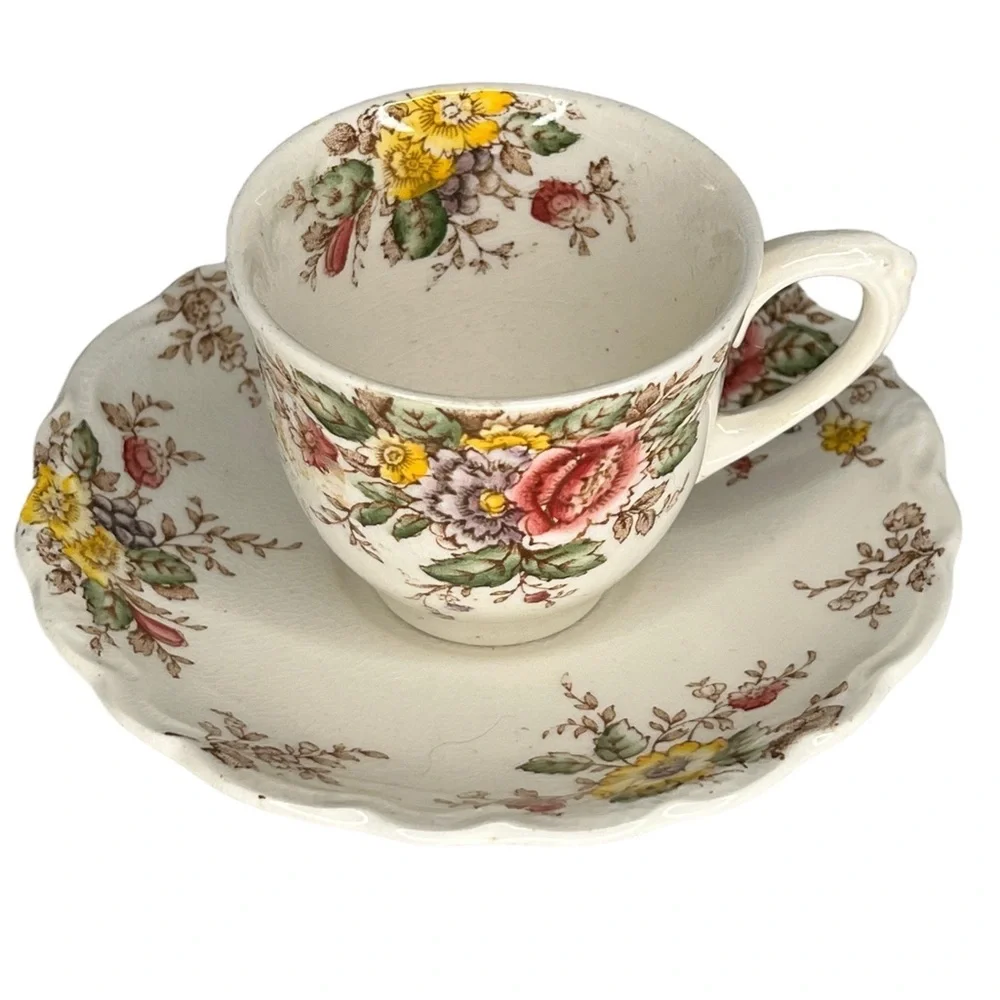 Vintage Crown‎ Ducal English Rydal Floral Cup & Saucer